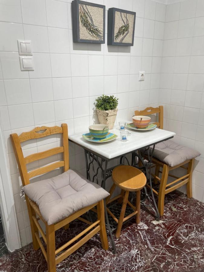 Mosaic Art Apartment In Plaka Atene Esterno foto